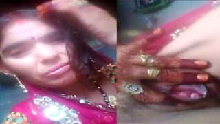 Rajasthani village wife pink pussy show