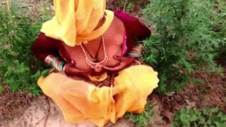 Bhojpuri Bhabhi fucking XXX Village sex video