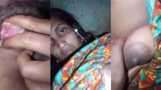 Bangla village housewife showing her pussy hole