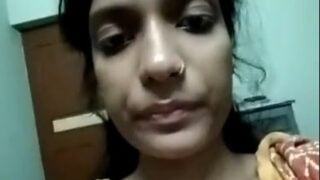 Village girl bloody pussy show during periods