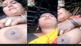 Chapra village wife showing her her big boobs