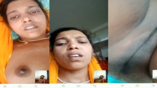 Rajasthani village Bhabhi boobs and pussy show on VC