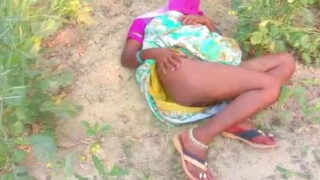 Bihari village aunty fucked in open fields