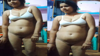Sexy Dehati Bihari bhabhi nude MMS