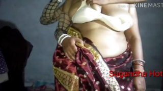 Chubby Indian village Bhabhi anal sex video
