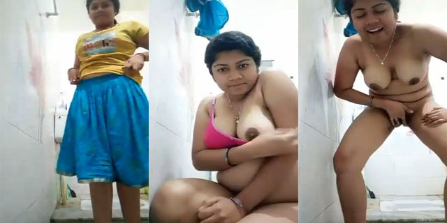 Village Desi big boobs girl striptease selfie